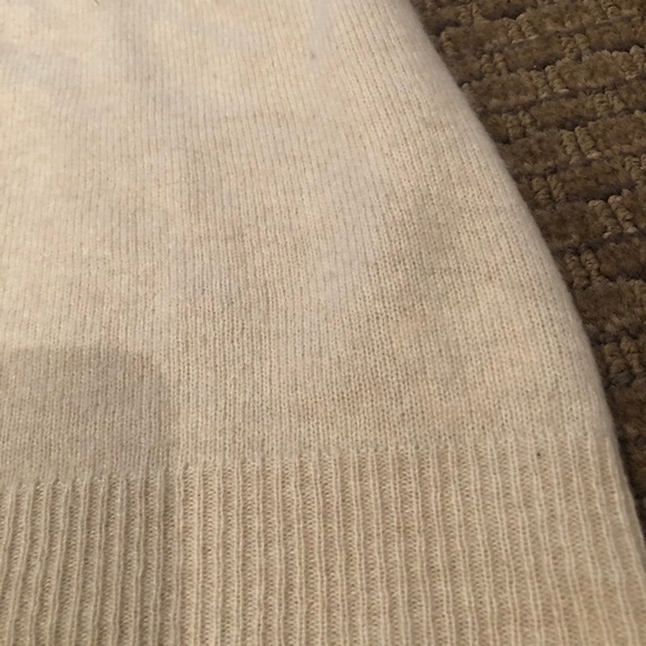 Cashmere V-Neck Sweater - Picture 6 of 6